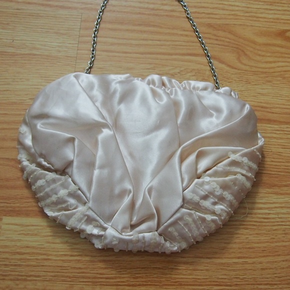 Romantic Rose Purse - Picture 2 of 7